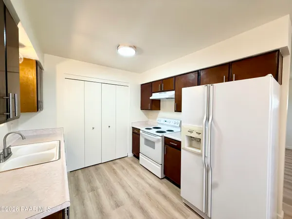 $1,700 | 2859 Meadow Lane, Prescott, AZ 86301