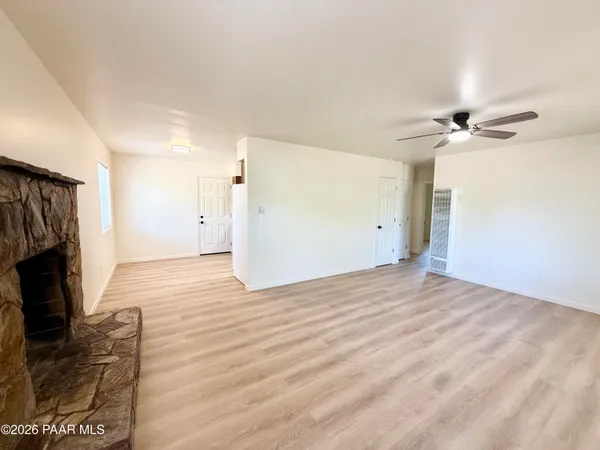 $1,700 | 2859 Meadow Lane, Prescott, AZ 86301