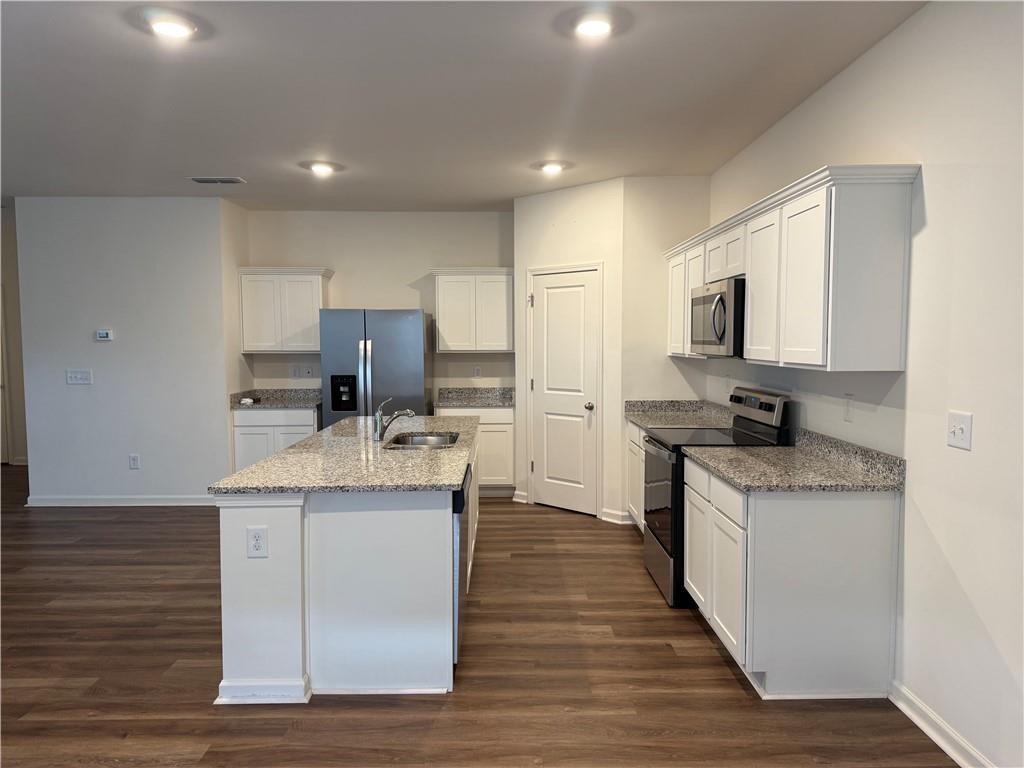 119 Pond Court Hoschton, GA 30548 - Photo 6 of 29