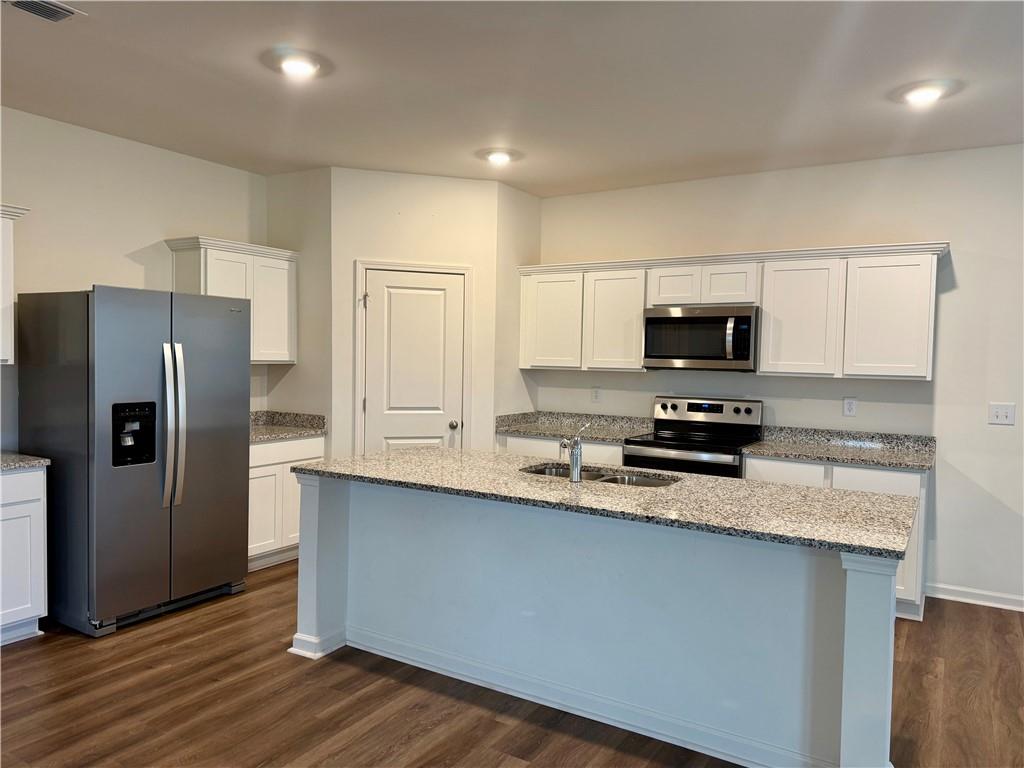 119 Pond Court Hoschton, GA 30548 - Photo 7 of 29