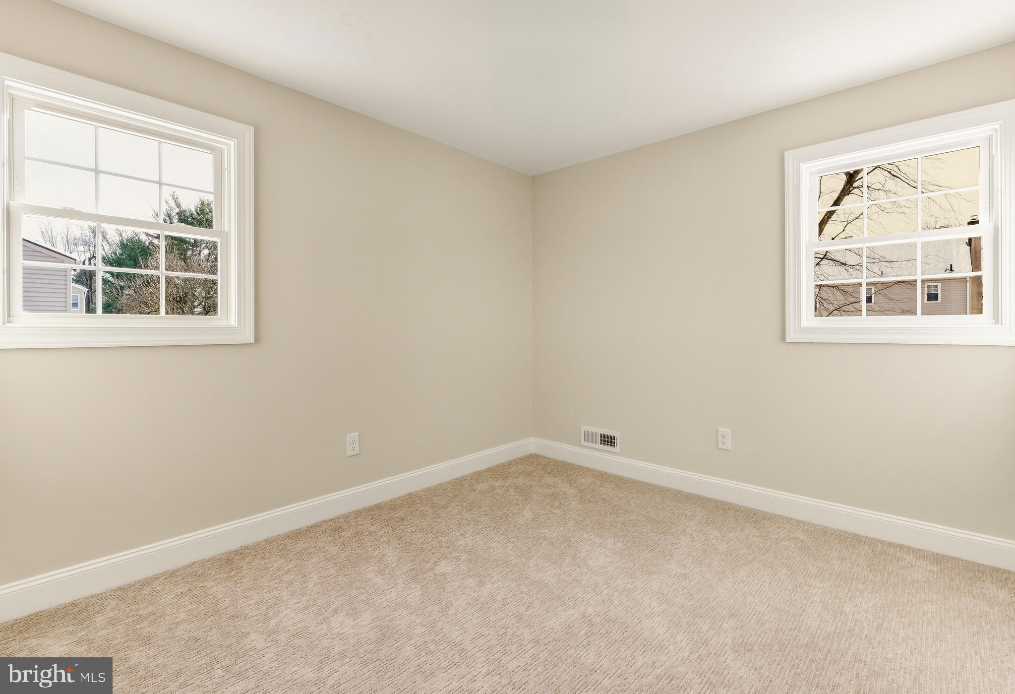 33 Elmgate Road Marlton, NJ 08053 - Photo 19 of 29 an empty room with a window