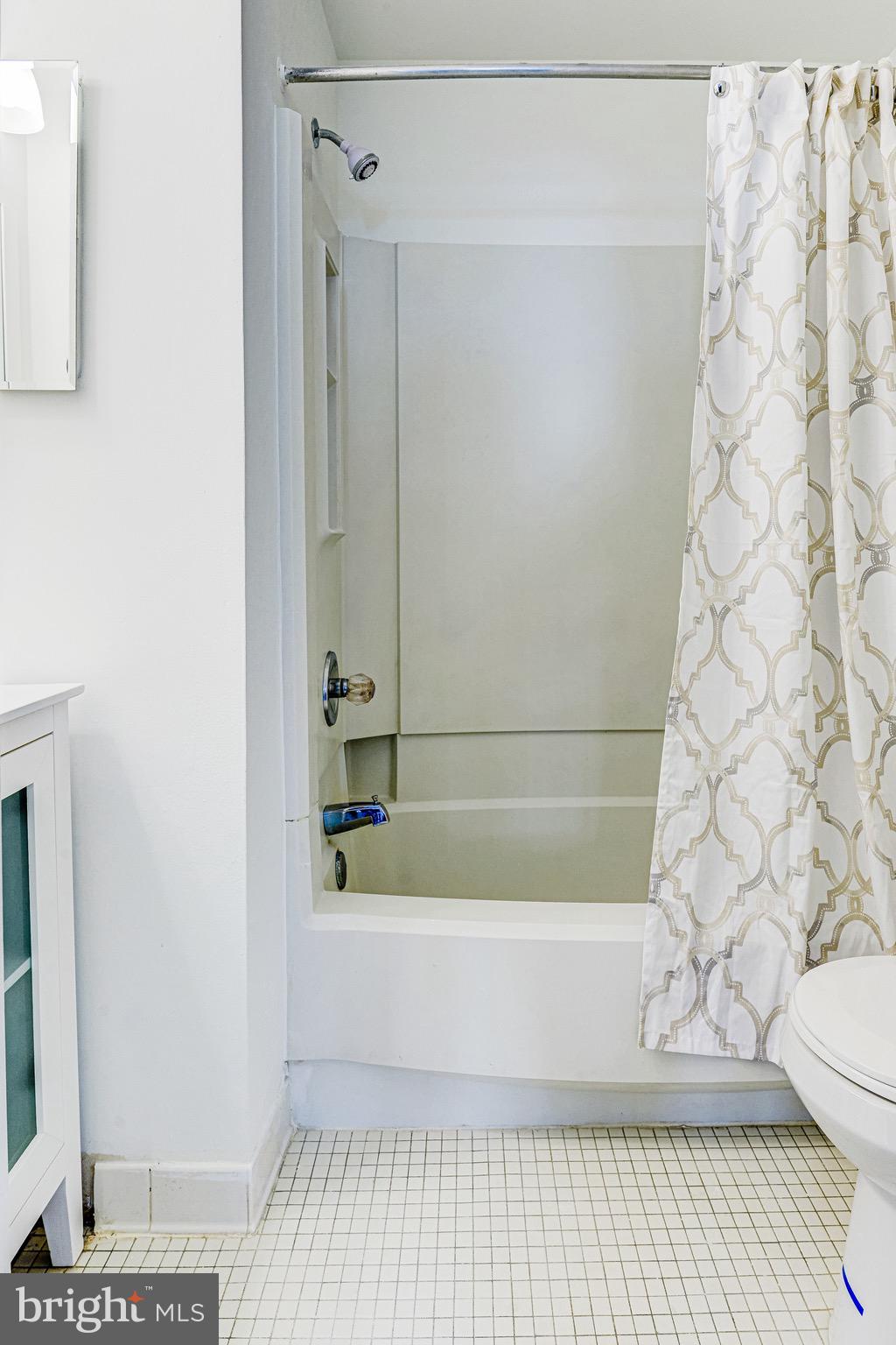 116 West Barre Street, Unit R40 Baltimore, MD 21201 - Photo 24 of 35