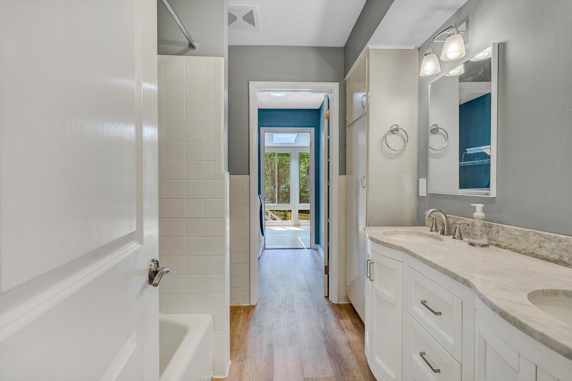 3702 Forest Road Roanoke, VA 24015 - Photo 18 of 55 18-080920210086