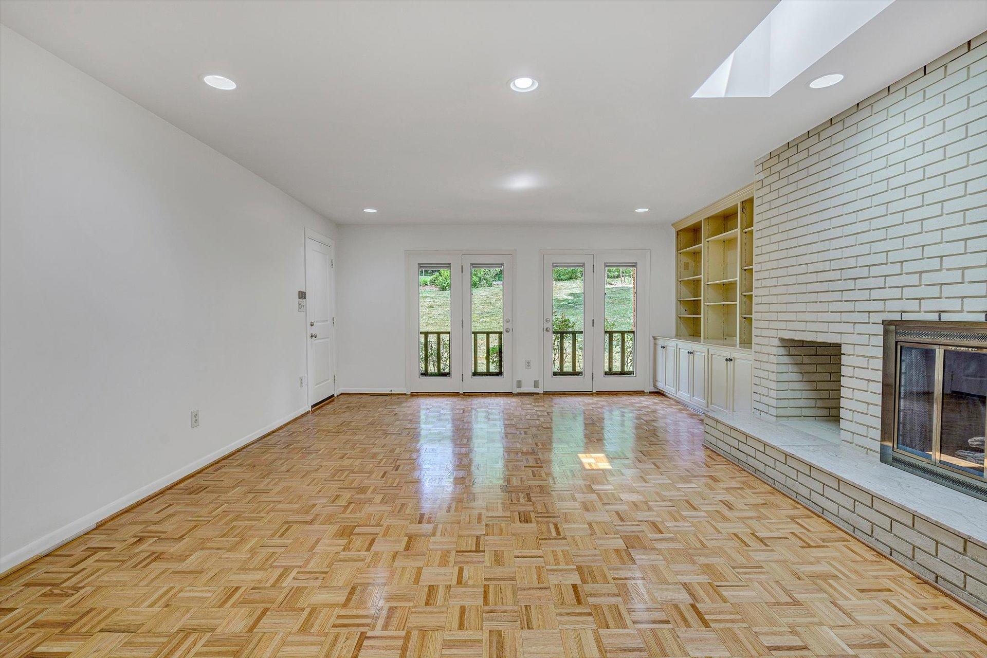 3702 Forest Road Roanoke, VA 24015 - Photo 22 of 55 22-080920210087