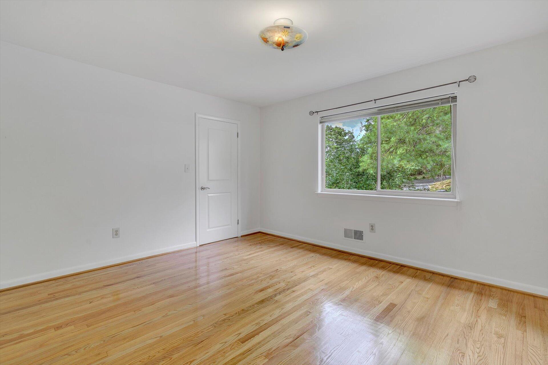 3702 Forest Road Roanoke, VA 24015 - Photo 30 of 55 30-080920210096