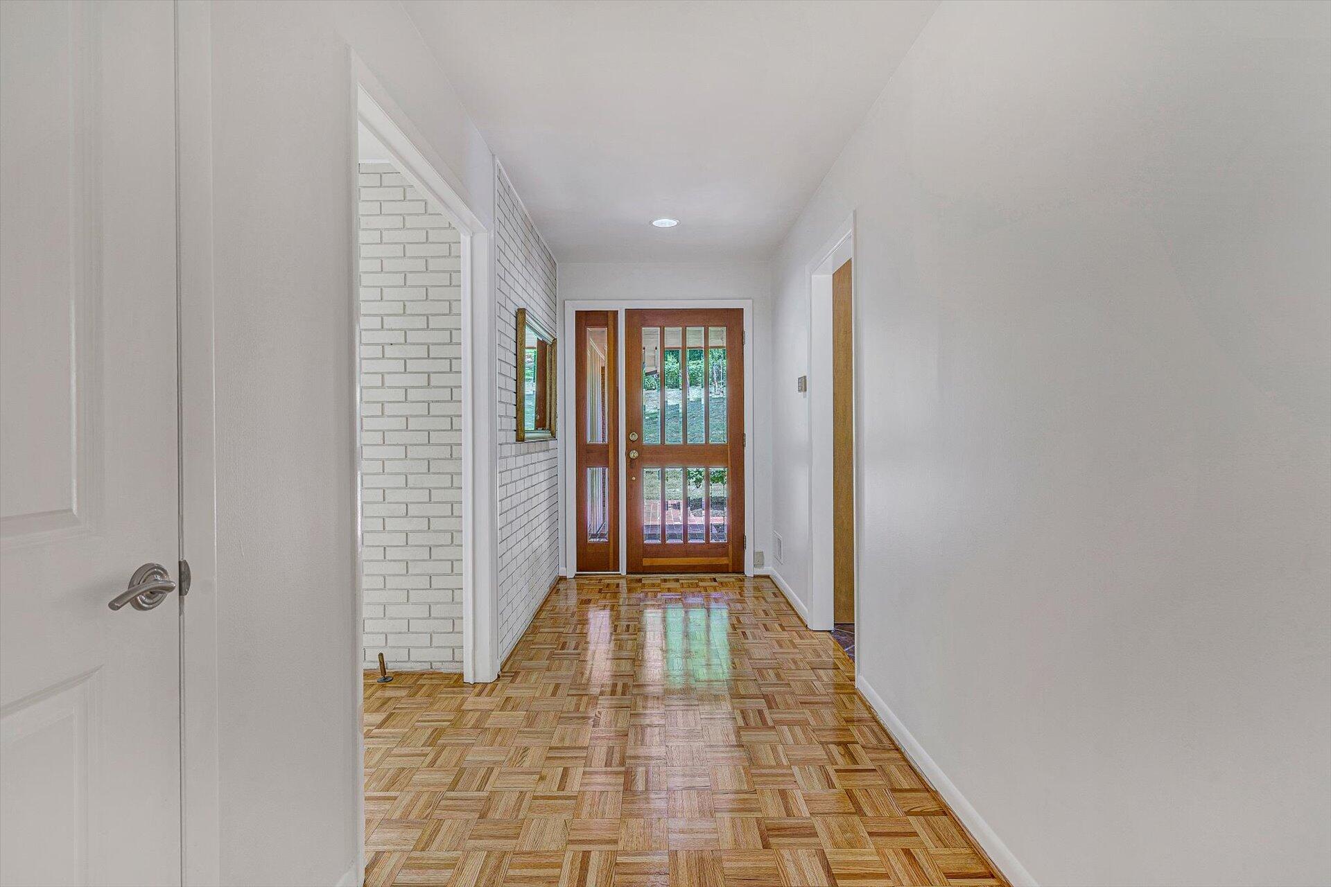 3702 Forest Road Roanoke, VA 24015 - Photo 6 of 55 06-080920210075