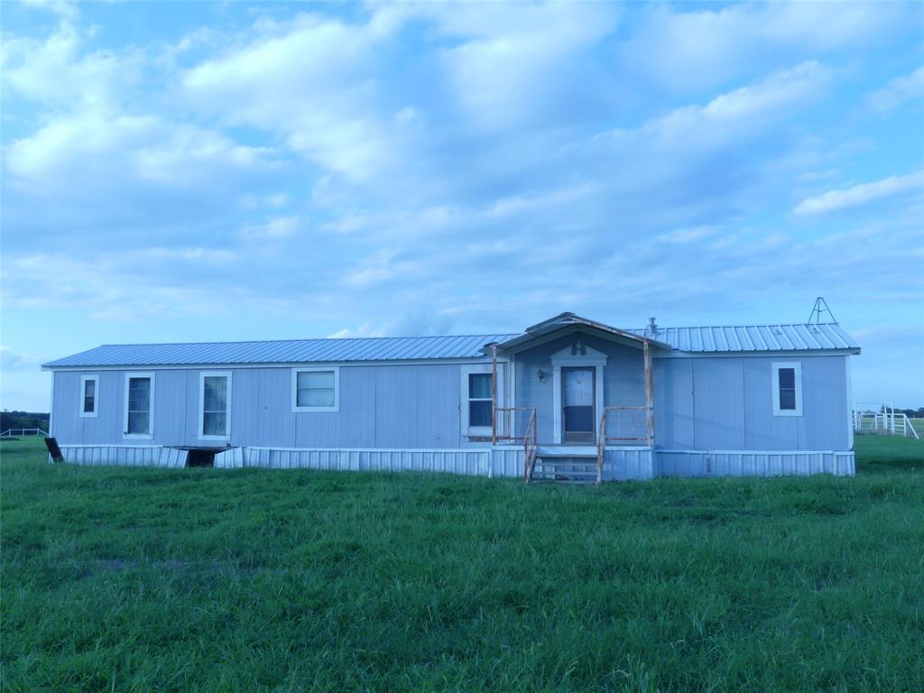 644 Mac's Grocery Road Bowie, TX 76230 - Photo 10 of 39