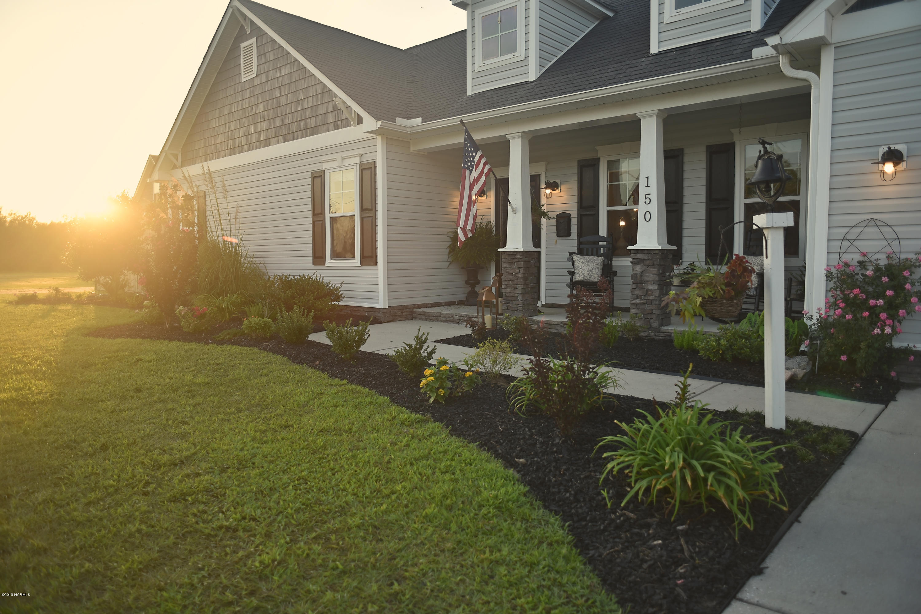 150 Hawks Point Road Jacksonville, NC 28540 - Photo 3 of 23 View from drive