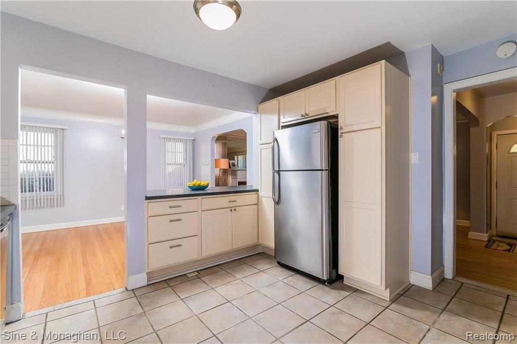 3867 Harvard Road Detroit, MI 48224 - Photo 15 of 40