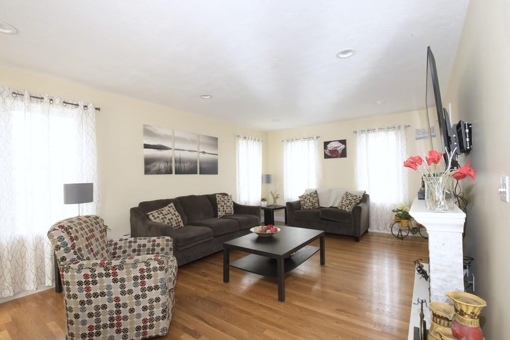 27 Richard Road Randolph, MA 02368 - Photo 11 of 30