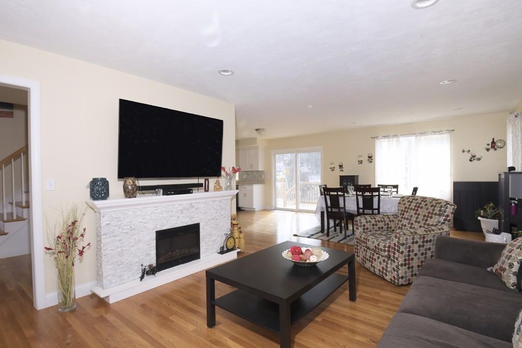 27 Richard Road Randolph, MA 02368 - Photo 13 of 30