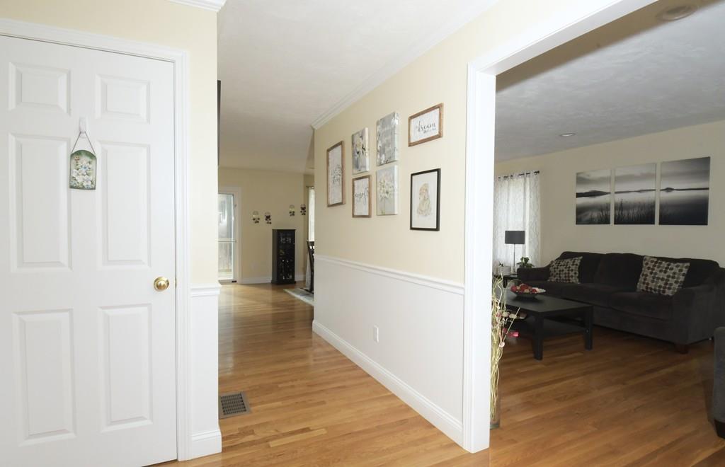 27 Richard Road Randolph, MA 02368 - Photo 16 of 30