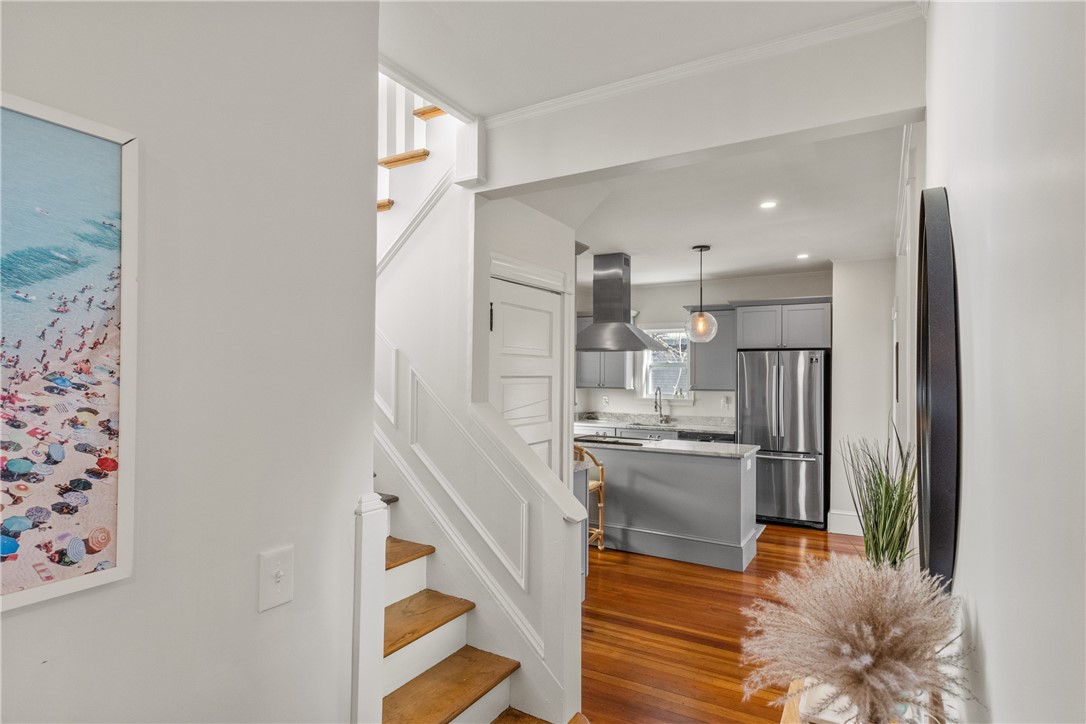 35 Hall Avenue Newport, RI 02840 - Photo 12 of 36
