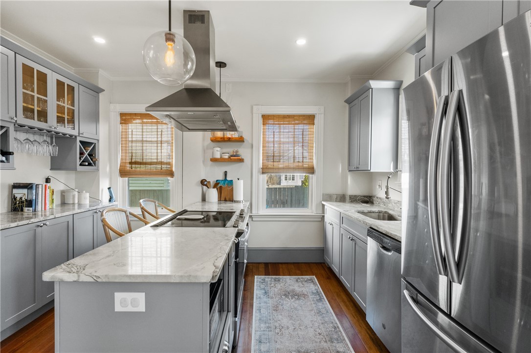 35 Hall Avenue Newport, RI 02840 - Photo 18 of 36