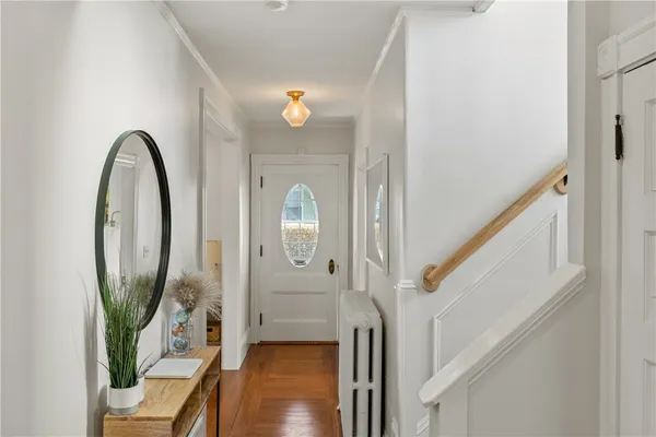 $3,850 | 35 Hall Avenue, Newport, RI 02840