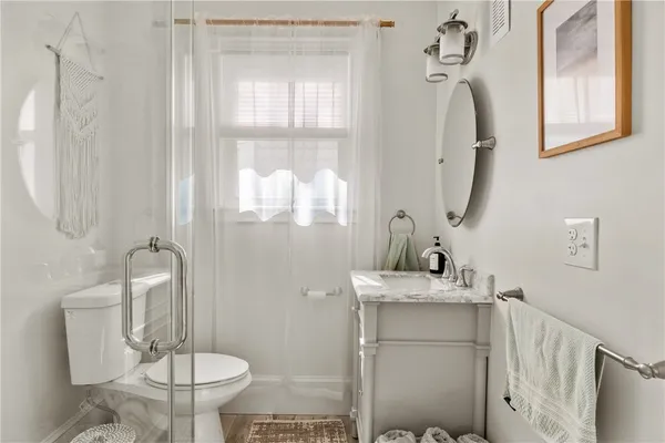 $3,850 | 35 Hall Avenue, Newport, RI 02840