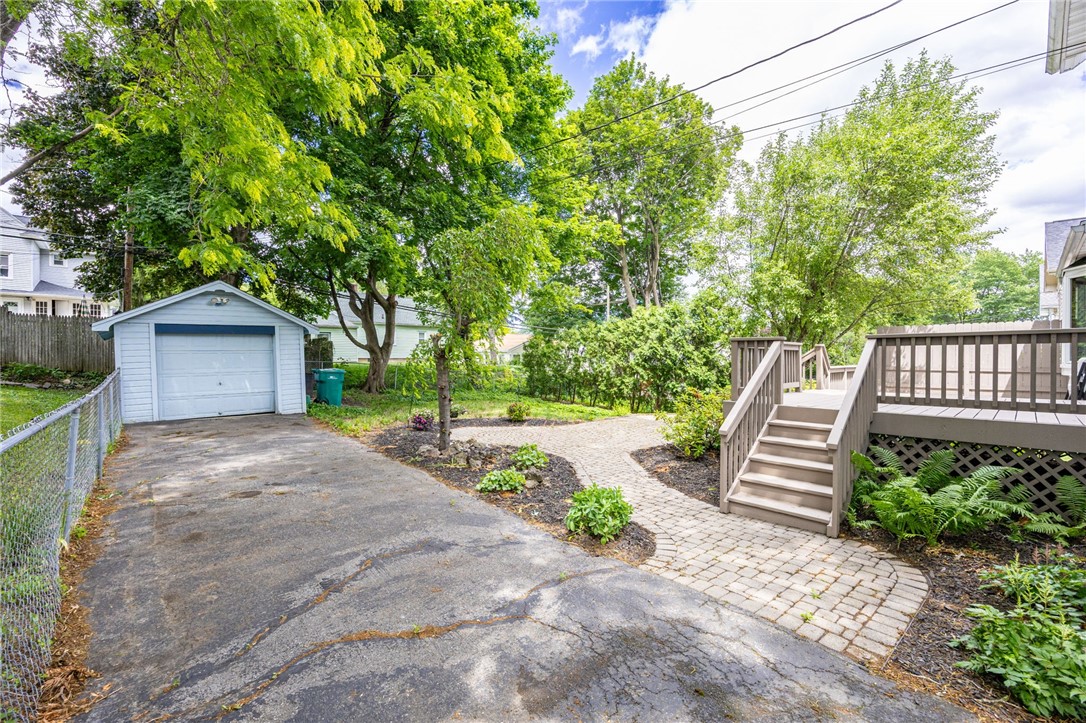 370 Laurelton Road Irondequoit, NY 14609 - Photo 34 of 43