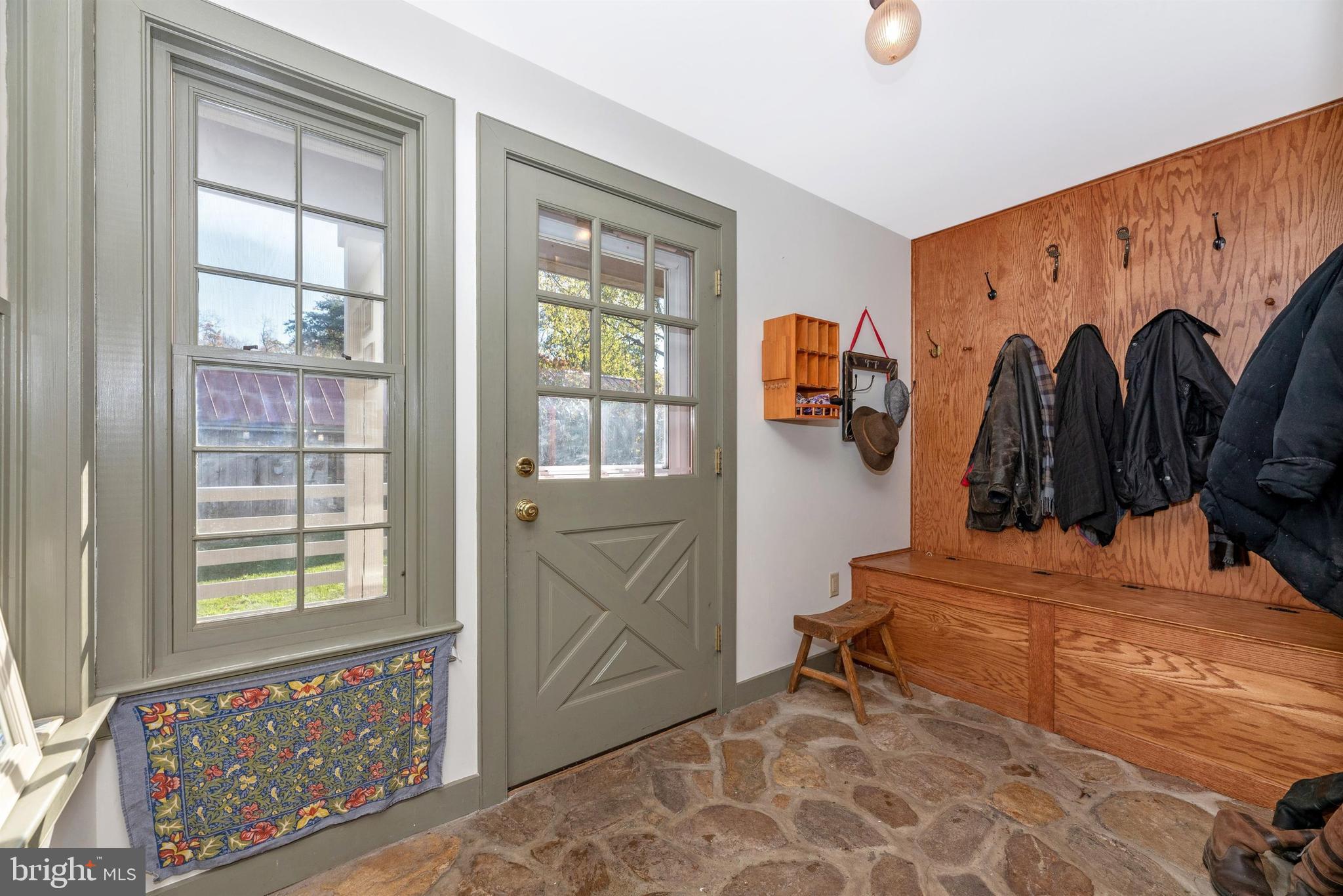 6112 Ford Road Frederick, MD 21702 - Photo 5 of 56 Foyer/mud room with built ins.