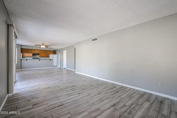 $1,900 | 9208 West Gary Road, Peoria, AZ 85345