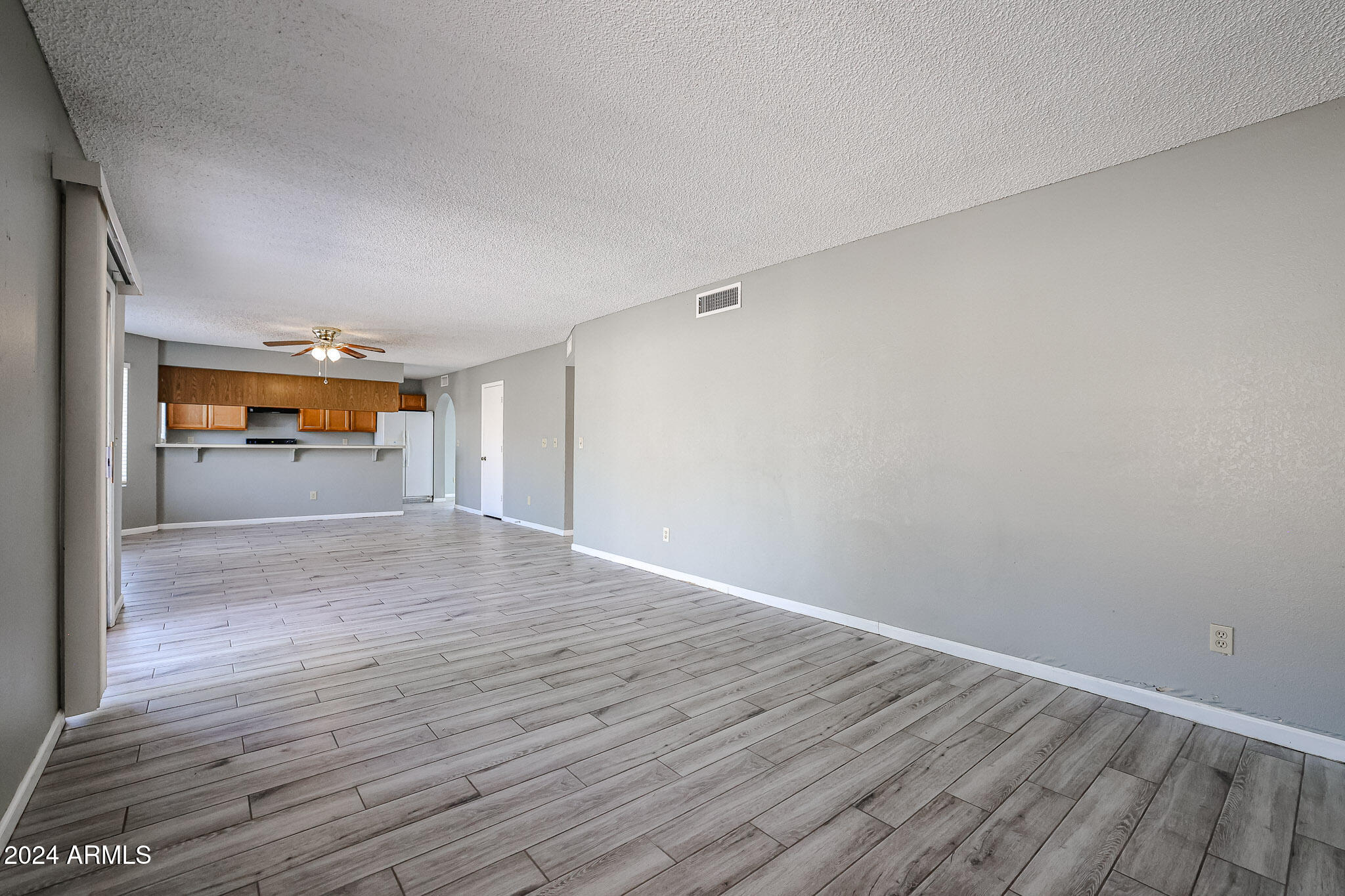 9208 West Gary Road Peoria, AZ 85345 - Photo 23 of 33 Family Room