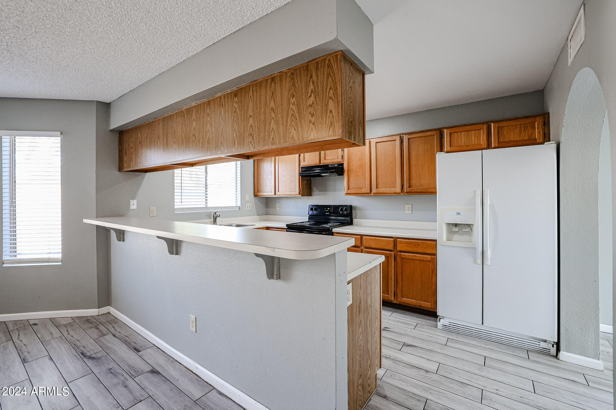9208 West Gary Road Peoria, AZ 85345 - Photo 8 of 33 Kitchen
