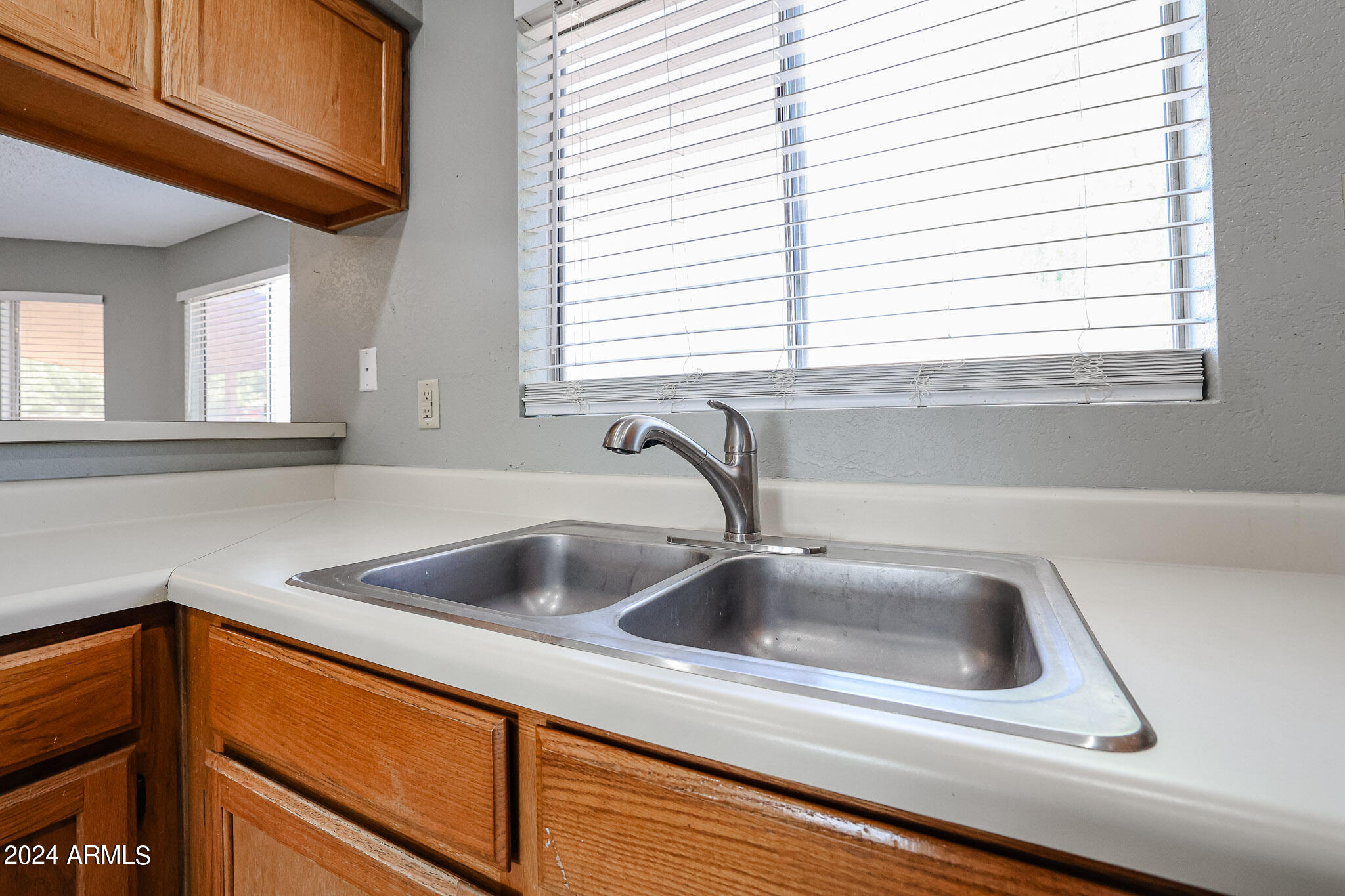 9208 West Gary Road Peoria, AZ 85345 - Photo 10 of 33 Kitchen