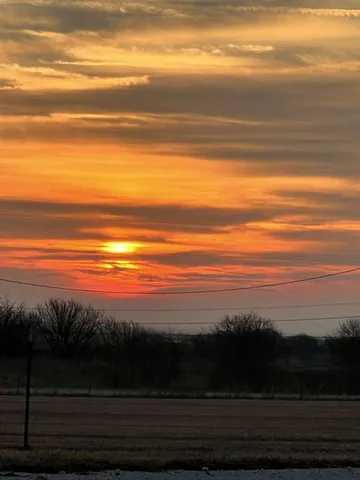 $876,000 | 10455 Farm To Market 455, Sanger, TX 76266