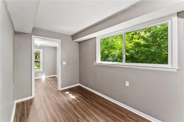 $210,000 | 1826 Shawnee Drive, Kansas City, KS 66106