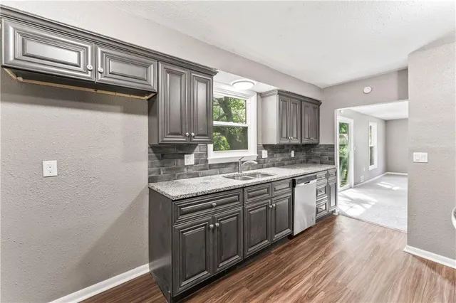 $210,000 | 1826 Shawnee Drive, Kansas City, KS 66106