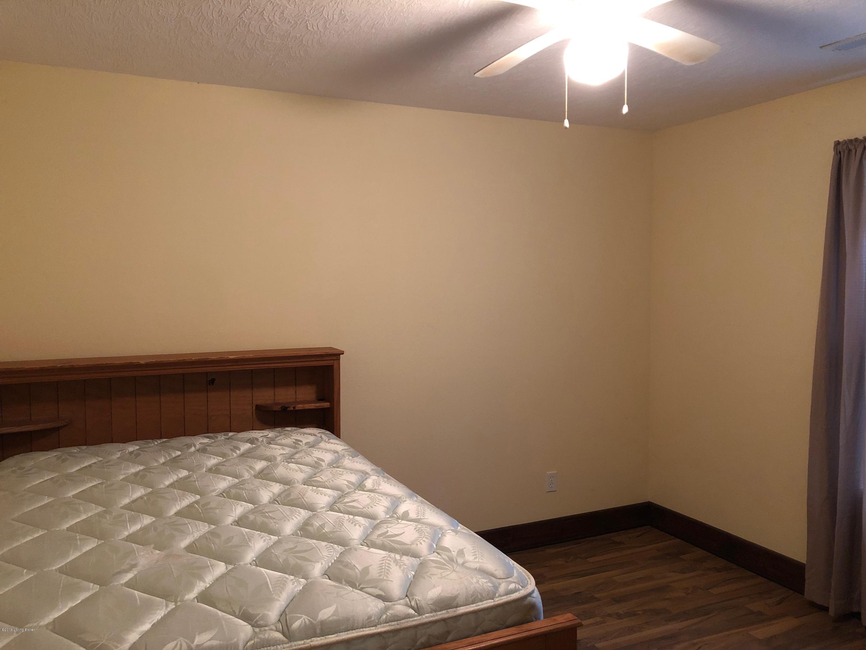 1469 Dog Creek Road Caneyville, KY 42721 - Photo 27 of 51 Bed 2