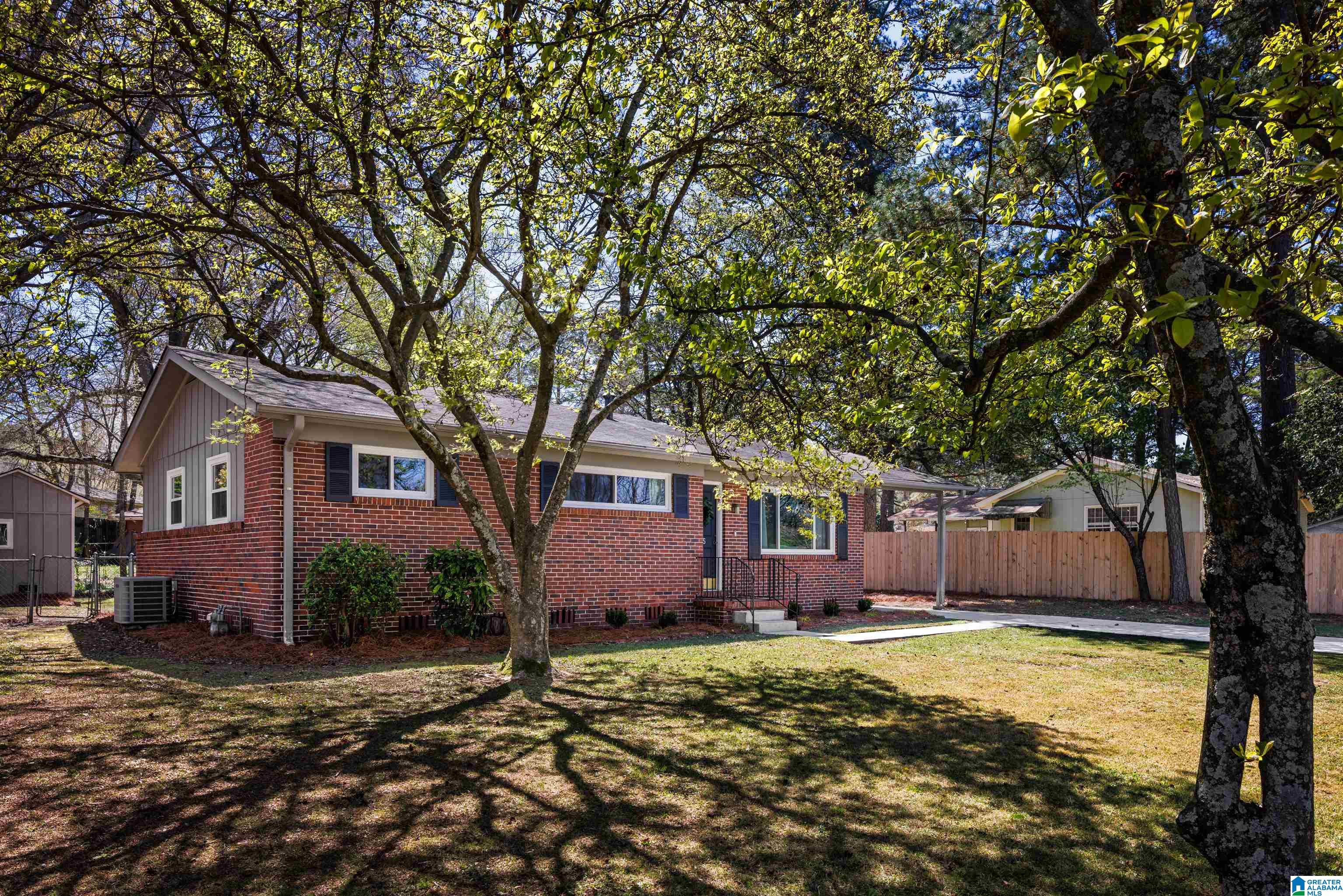 305 Willow Bend Road Homewood, AL 35209 - Photo 3 of 26
