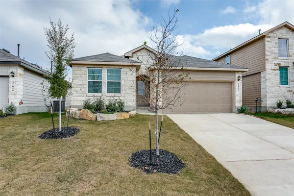 $2,395 | 21042 Gravel Keep, San Antonio, TX 78266