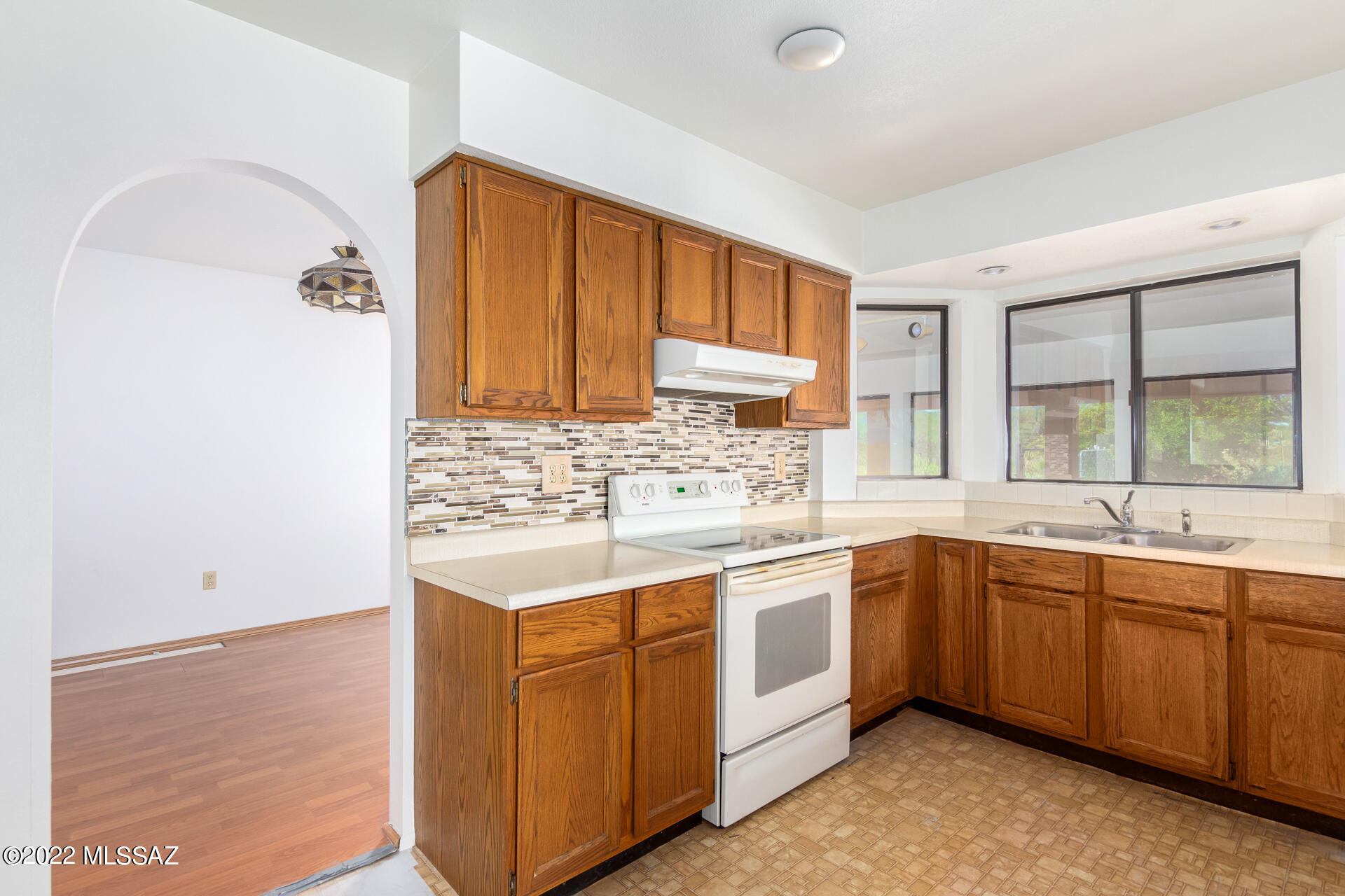 13840 East Fire Dancer Road Vail, AZ 85641 - Photo 10 of 30 Gallery Image 10