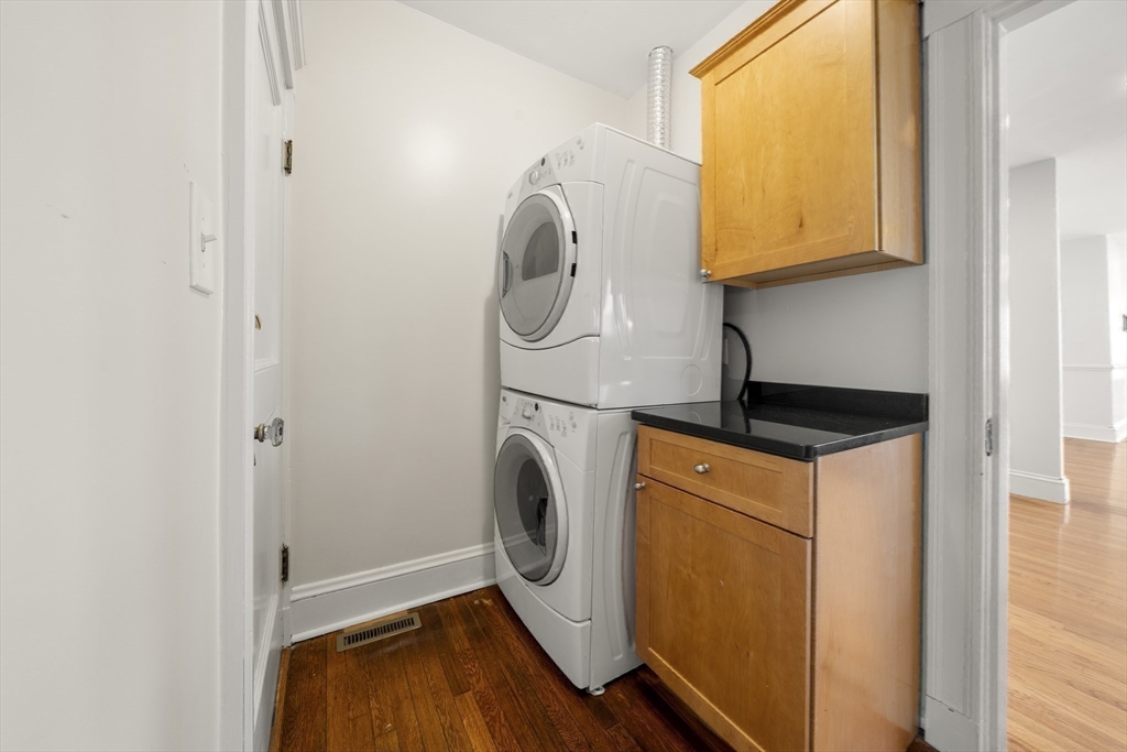 772 Centre Street, Unit 2 Boston, MA 02130 - Photo 20 of 36