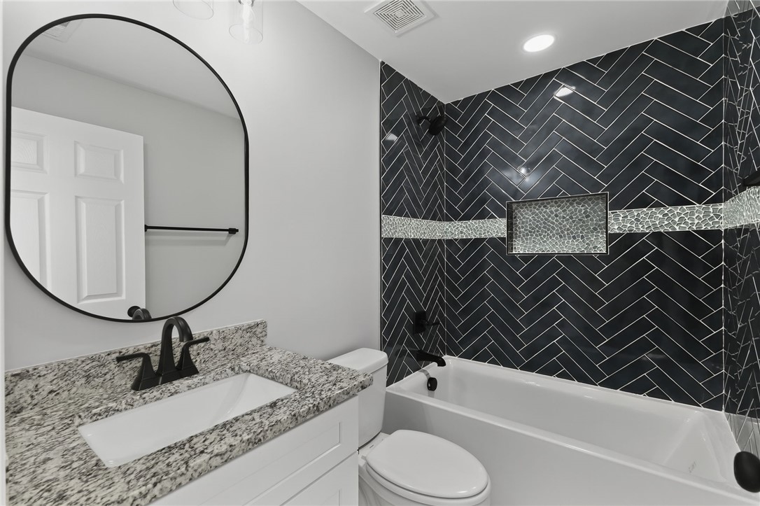 203 Montgomery Street Laurens, SC 29360 - Photo 24 of 34