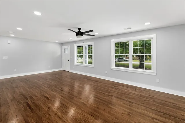 $300,000 | 203 Montgomery Street, Laurens, SC 29360