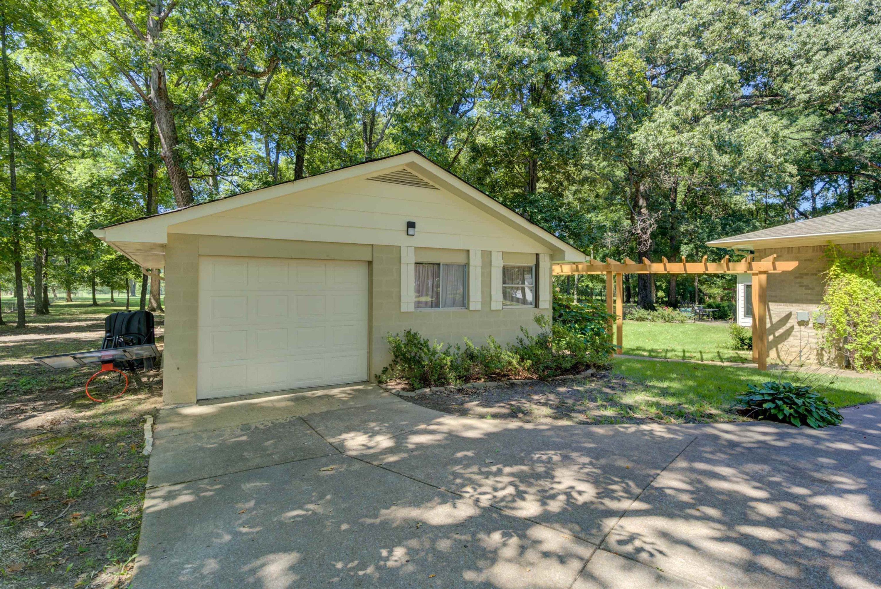 289 Pleasant Plains Road Jackson, TN 38305 - Photo 34 of 42 Photo 34