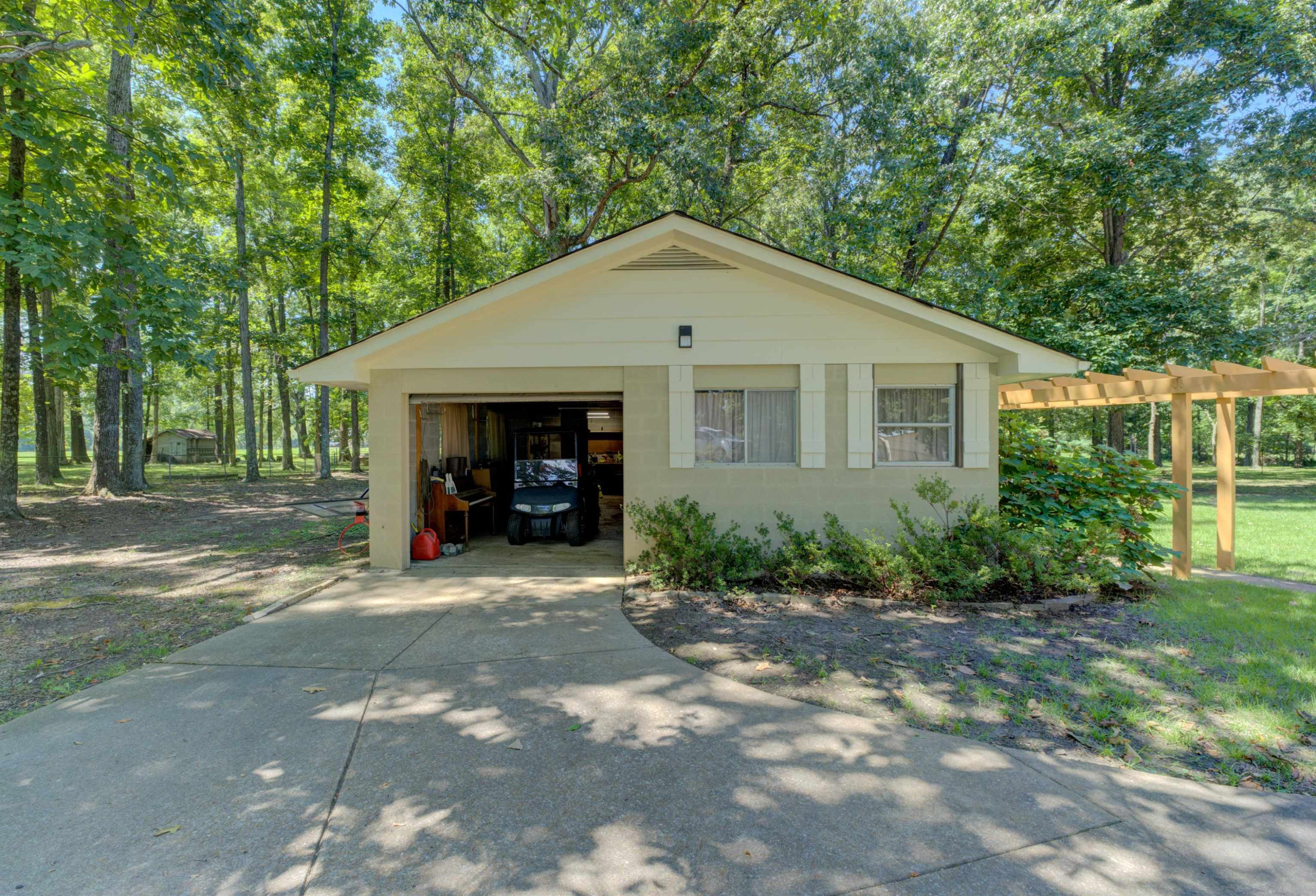 289 Pleasant Plains Road Jackson, TN 38305 - Photo 35 of 42 Photo 35