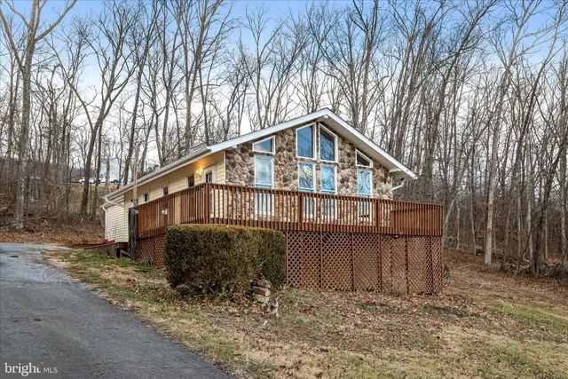 $300,000 | 124 Arrowhead Trail, Winchester, VA 22602