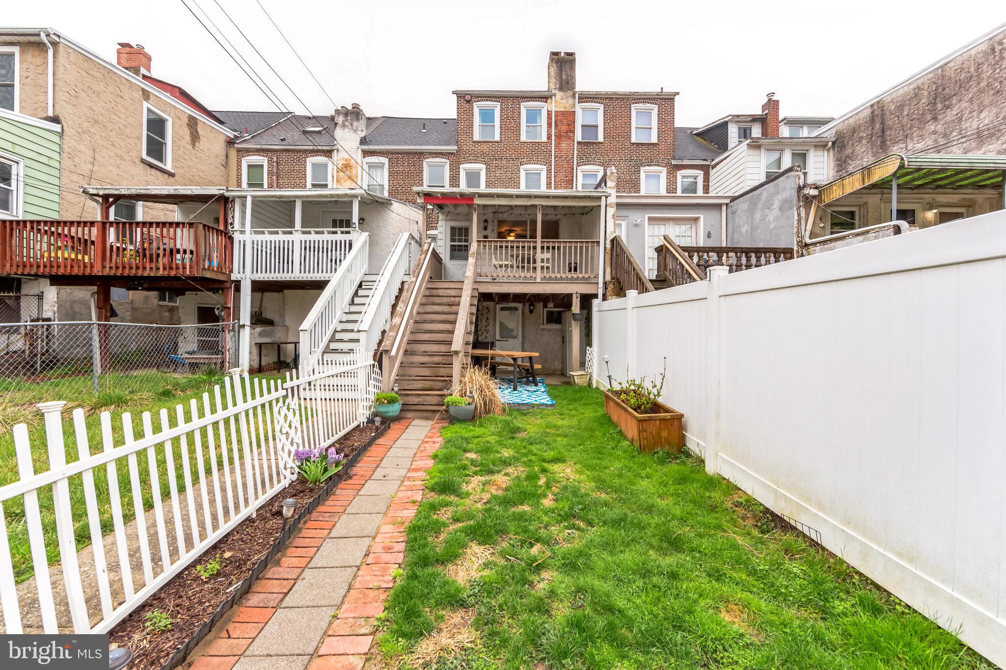 118 Maple Street Conshohocken, PA 19428 - Photo 31 of 33