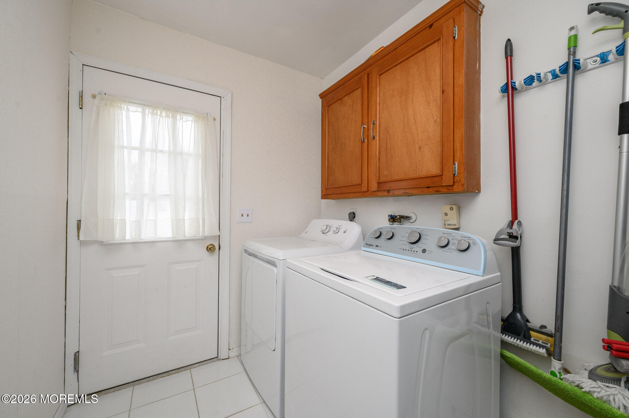 96 Cooper Boulevard Red Bank, NJ 07701 - Photo 20 of 26 a utility room with dryer and washer