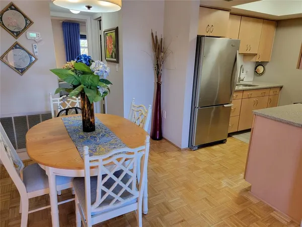 $1,595 | 535 68th Avenue, Unit 7, St. Pete Beach, FL 33706