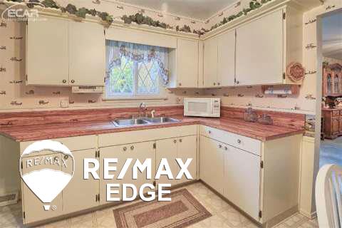 3385 West Carpenter Road Flint, MI 48504 - Photo 12 of 26 20452394-11.JPG