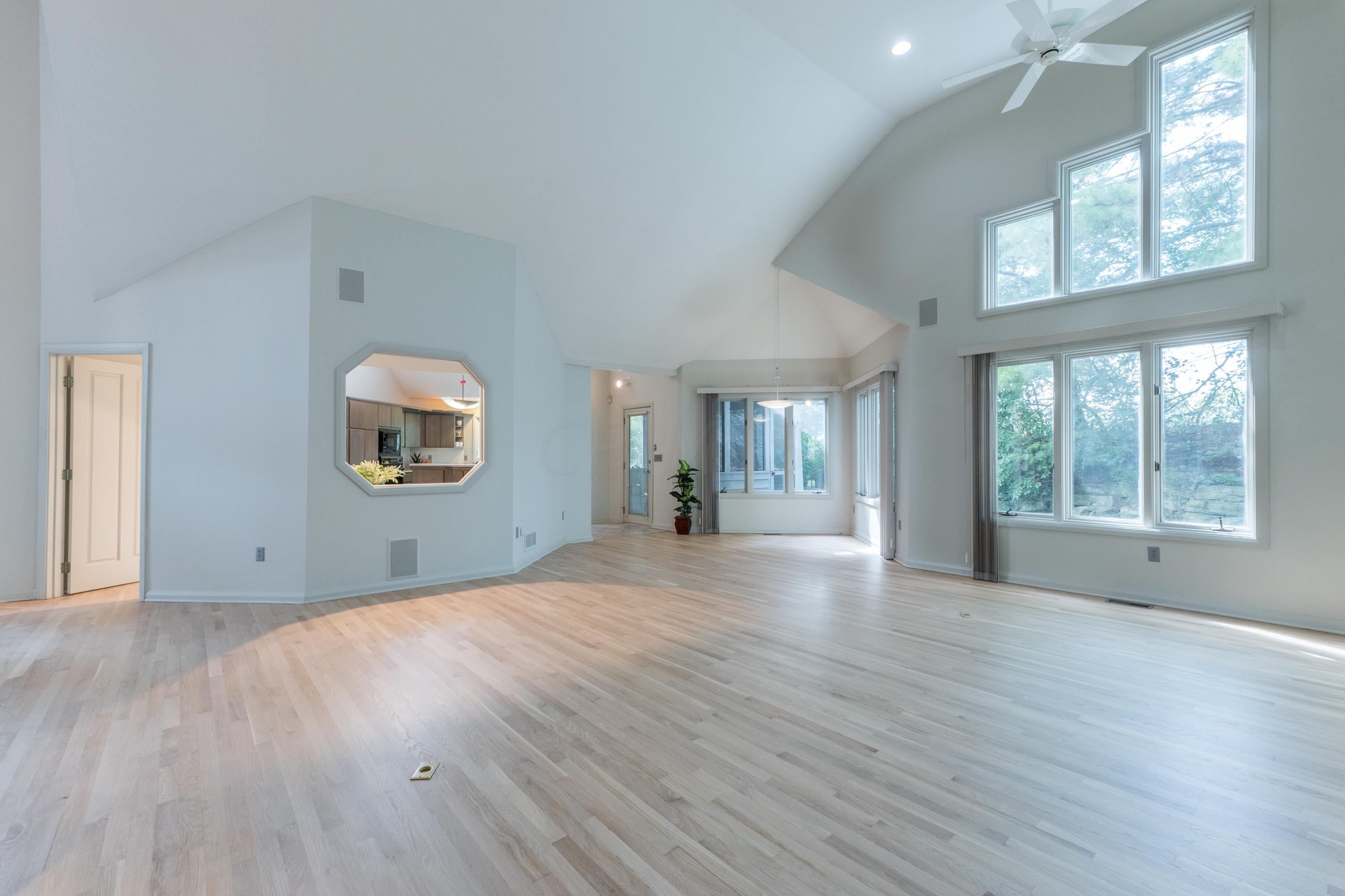 858 Katherines Ridge Lane Columbus, OH 43235 - Photo 8 of 79