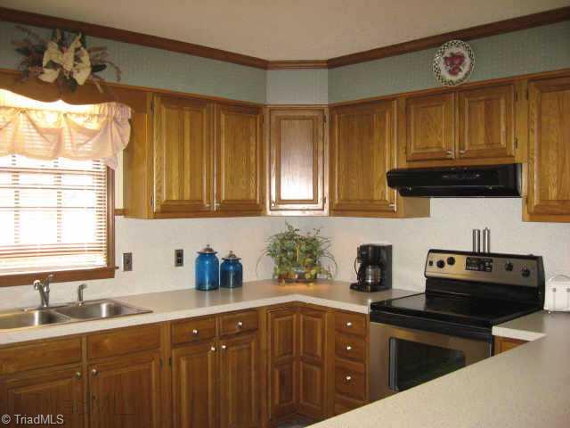 415 Walnut Grove Road Archdale, NC 27263 - Photo 4 of 8 Other.