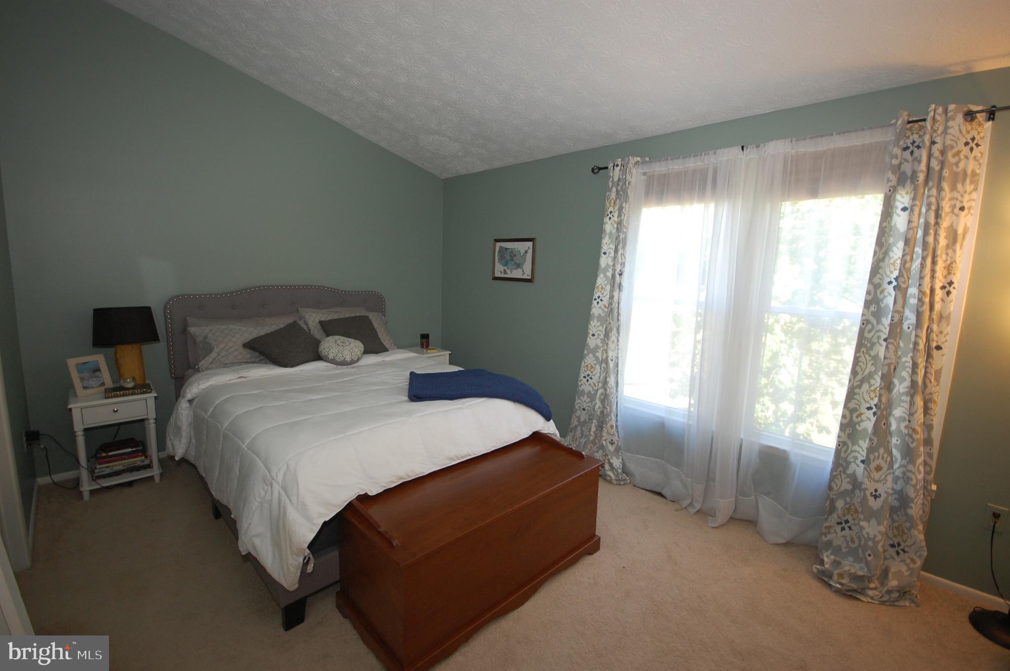 7975 Millstream Court Elkridge, MD 21075 - Photo 5 of 15 Master Bedroom with vaulted ceiling