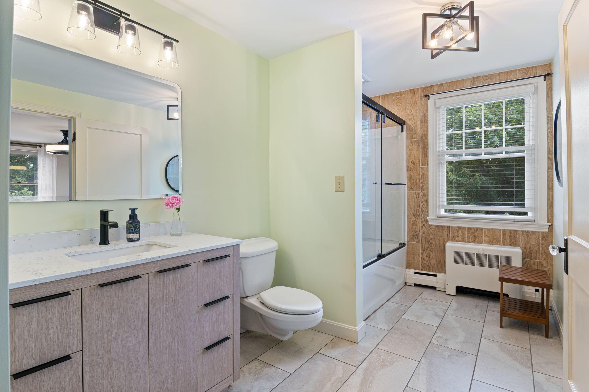 23 Queen Street Gorham, ME 04038 - Photo 49 of 66 23_Queen_St_084
