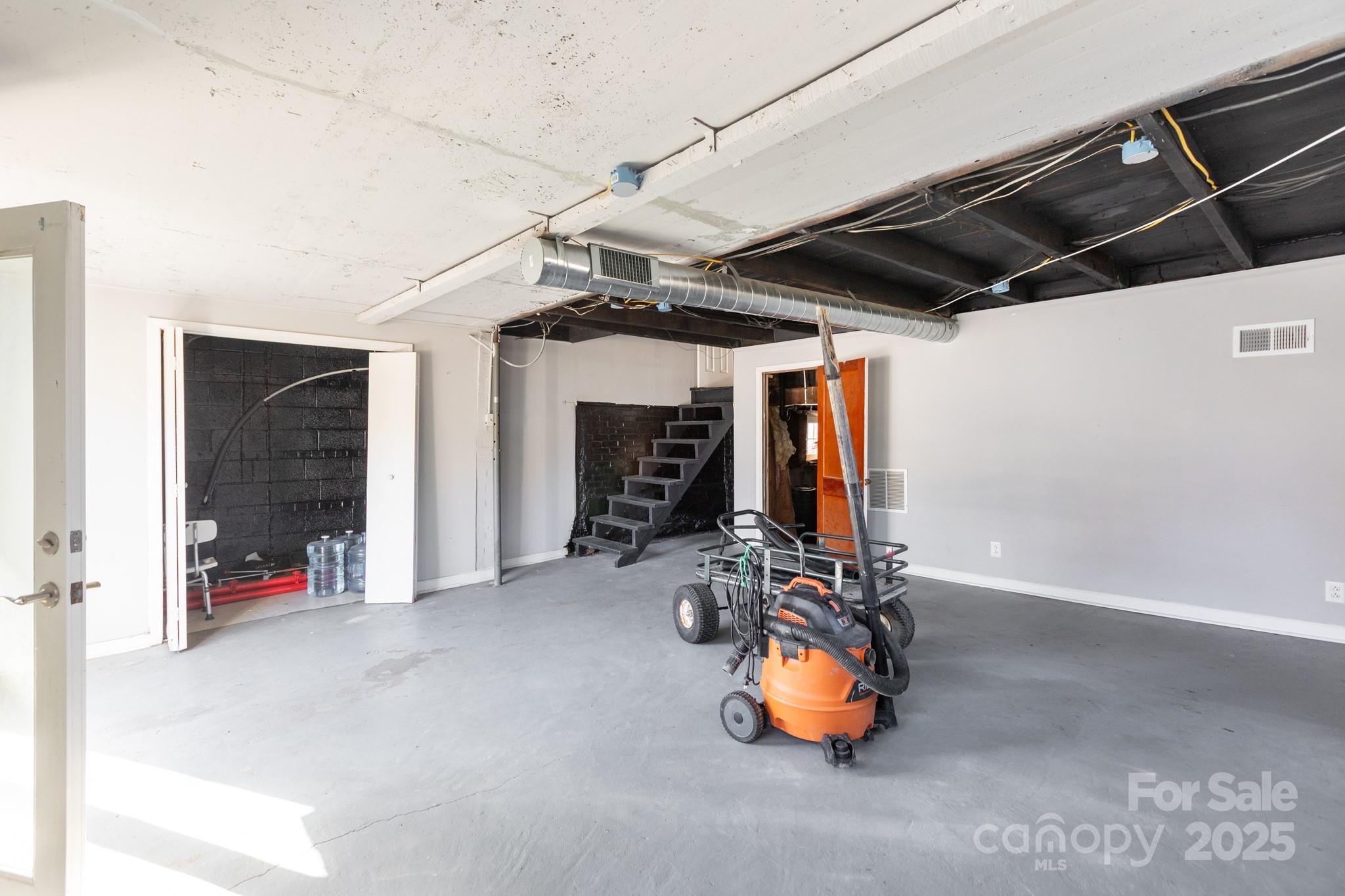 1402 Brantley Road Kannapolis, NC 28083 - Photo 22 of 24 a view of a room with gym equipment