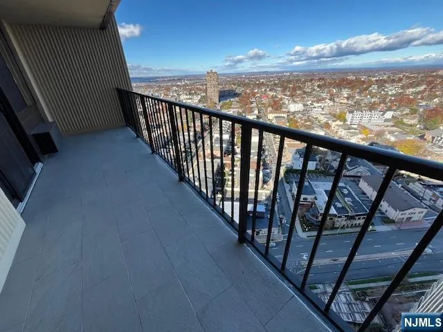 $638,000 | 300 Winston Drive, Unit 2523, Cliffside Park, NJ 07010