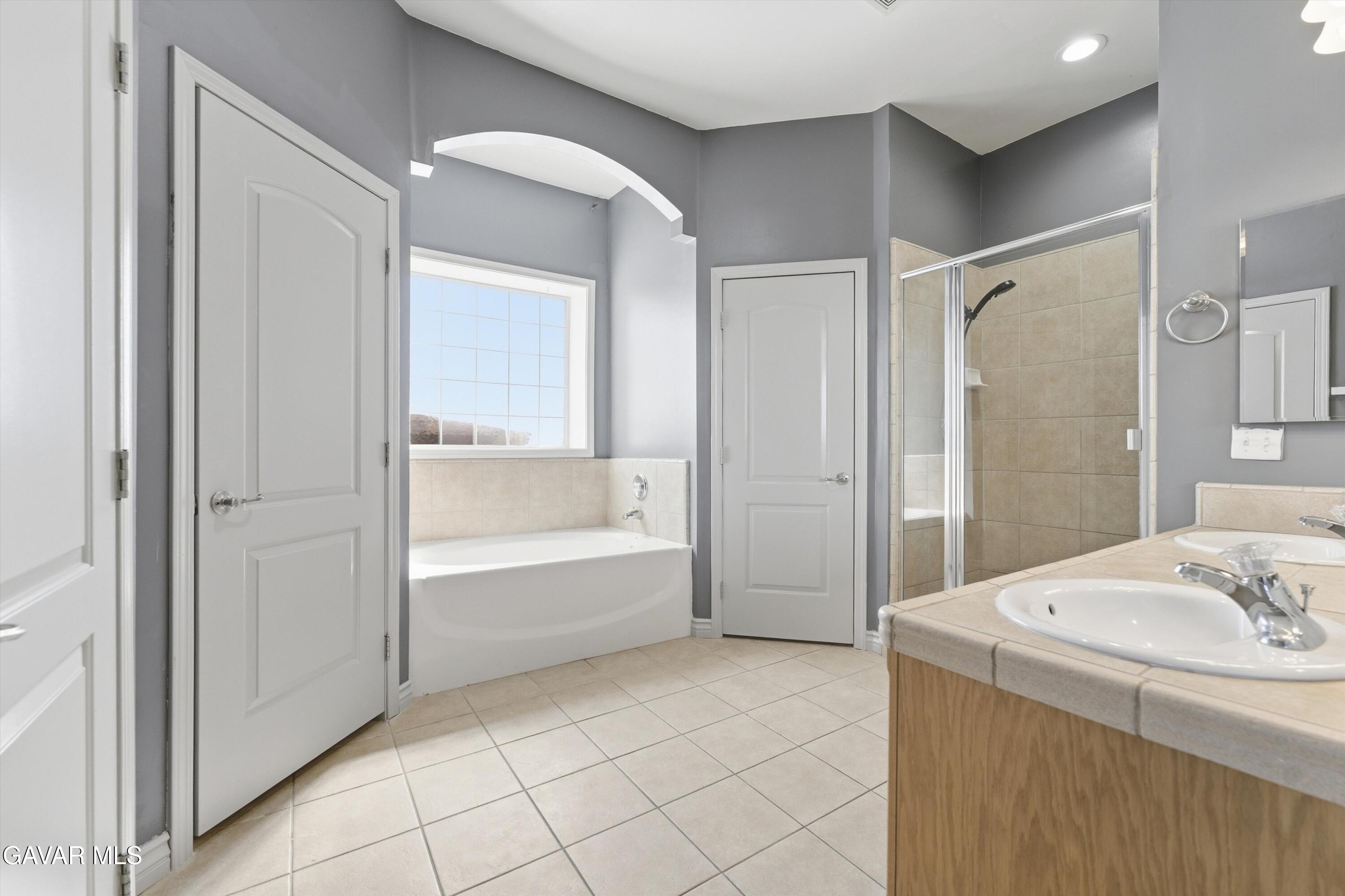 906 Mulberry Street Tehachapi, CA 93561 - Photo 13 of 25 12-JYP08350